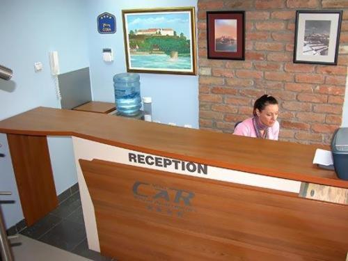 Car Royal Apartments And Rooms Novi Sad Esterno foto